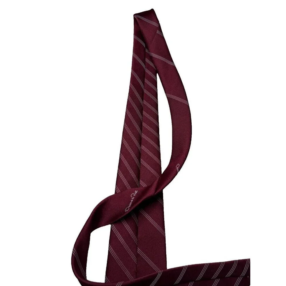 Oscar De La Renta Mens Classic Necktie Tie Burgundy White Stripes